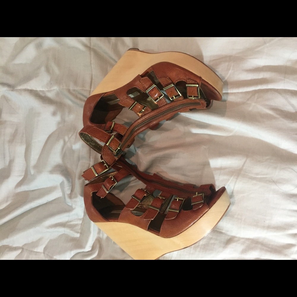Cynthia Vincent Wooden Platform Sandal Heels